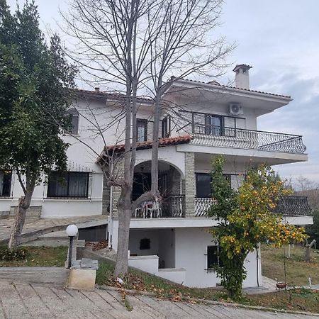 Villa In Trilofos-Close To The Beach Thessaloníki Exteriör bild